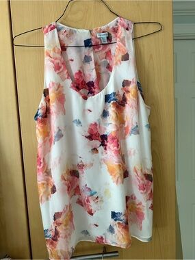 Porophrose White Floral Scoop Neck Camisole with Pink Coral Navy Accents. Large